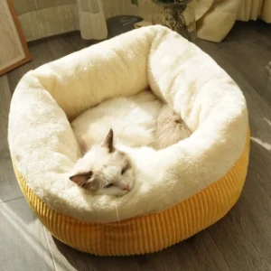 Cat Nest Warmth in Four Seasons and Winter